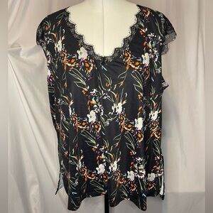 Black/multi-color cap sleeve with lace detail